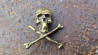 Broche Tête de mort Pirate en Bronze