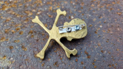 Broche Tête de mort Pirate en Bronze