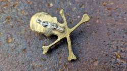 Broche Tête de mort Pirate en Bronze