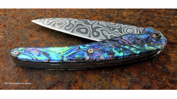 Couteau de collection Toltek manche en nacre abalone et manche en damas aléatoire
