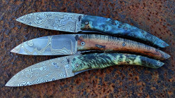 Couteau Artisanal de Collection Berzerker: manche en "liane" de peuplier et sa lame damassée