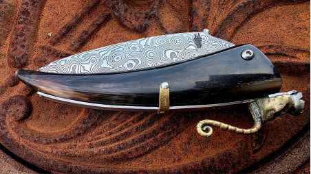 Le Veilleur: couteau de collection en Zébu