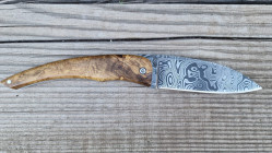 Couteau Collection Berzerker en damas Œil d'Odin et son manche en myrte du Coiron ardéchois